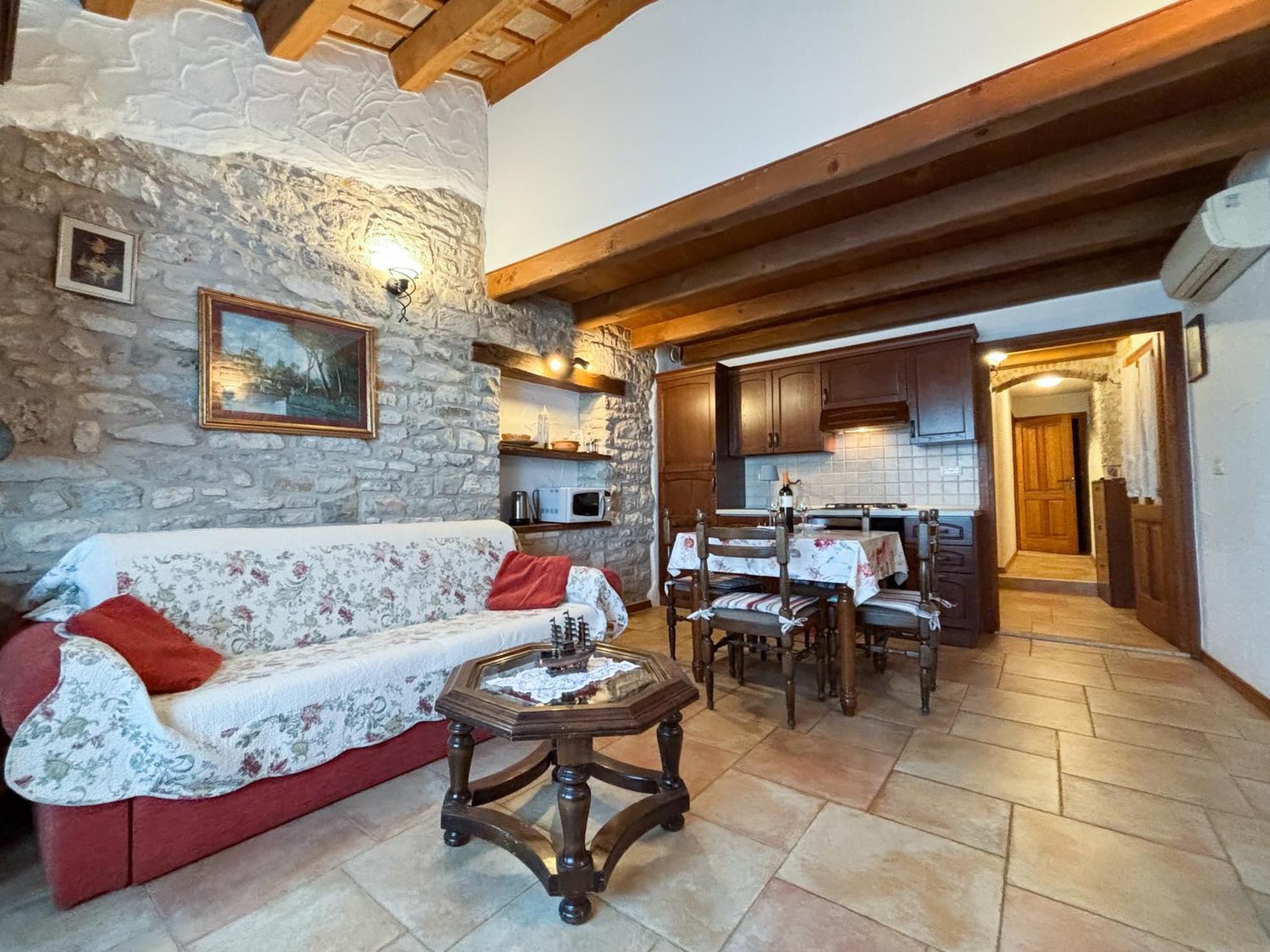 City Center Coastal Escape - Apartments With Sea View Or Cozy Room Novigrad  Bagian luar foto